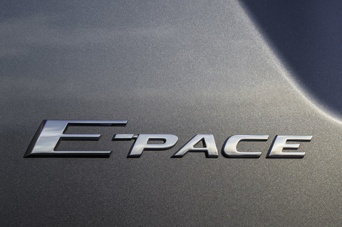 SCARICARE APRIRE COFANO PORSCHE BATTERIA